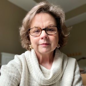 Meet your Posher, Rebekah